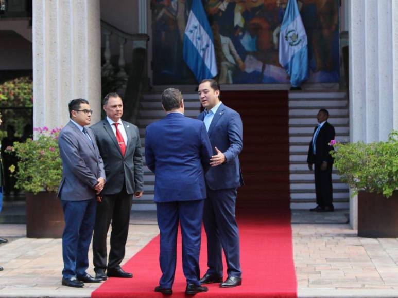 ¿En qué concluyó la visita del presidente electo de Guatemala a Honduras?