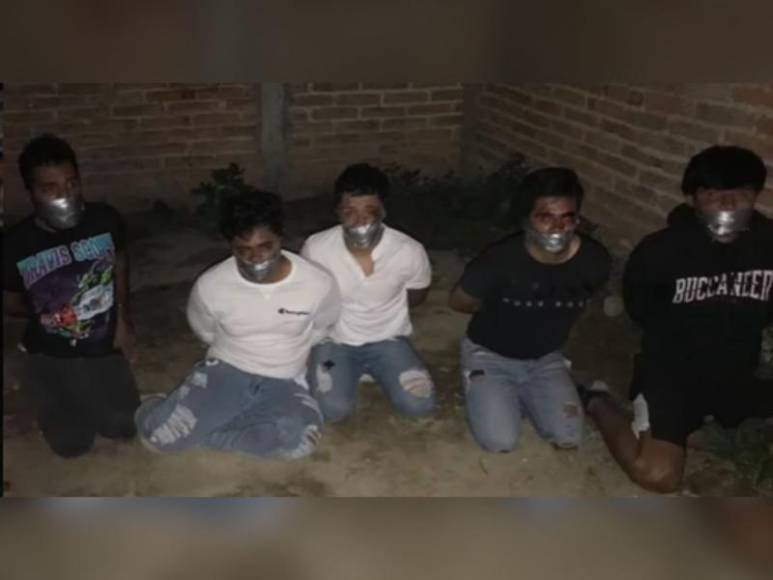 Manos marcadas en la pared: así es la casa donde habrían matado a cinco jóvenes desaparecidos en Jalisco