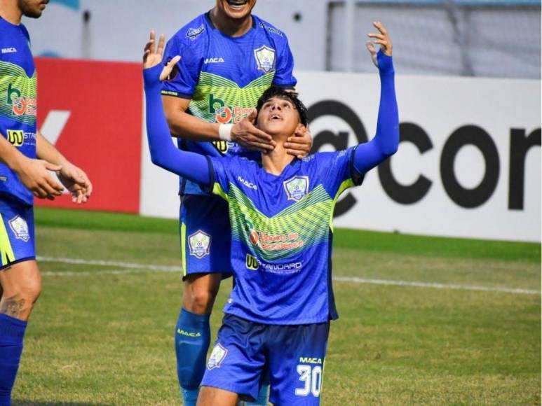 La larga lista de jugadores que están como agentes libres en el fútbol hondureño