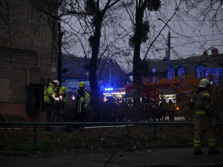 Un muerto, cortes de luz y edificios en llamas: los daños en Ucrania tras ataque ruso con misiles