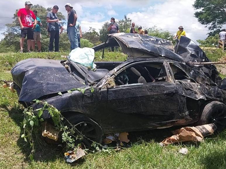 Las imágenes del aparatoso accidente que dejó dos personas muertas en Talanga