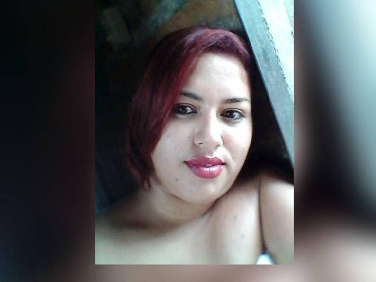 Choluteca: Policía penitenciario asesinó a su pareja frente a sus hijos y huyó tras el crimen