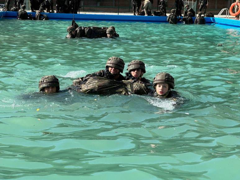 La Princesa Leonor en acción: Primeras fotografías de su instrucción militar