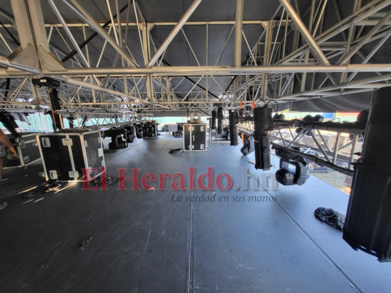 ¡Exclusiva! Así luce el escenario para el concierto de Christian Nodal en Honduras