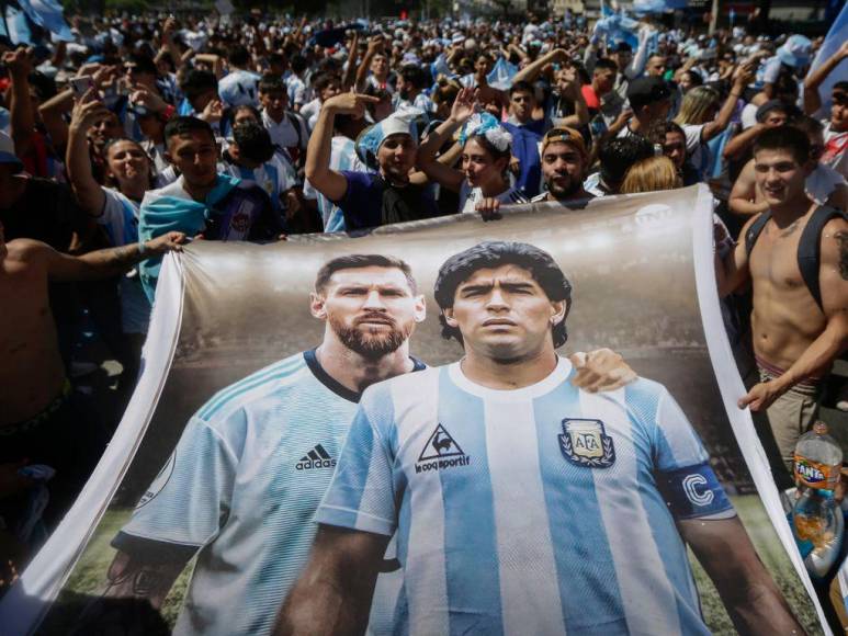 ¡Locura total! Así celebran los argentinos su tercera Copa del Mundo