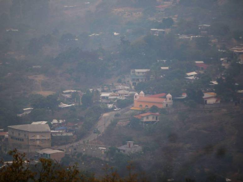 ¡Imparable contaminación! Densa capa de humo permanece sobre Tegucigalpa