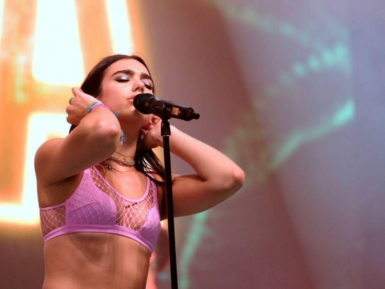 Dua Lipa cumple hoy 28 años: aquí algunos datos curiosos sobre la icónica cantante