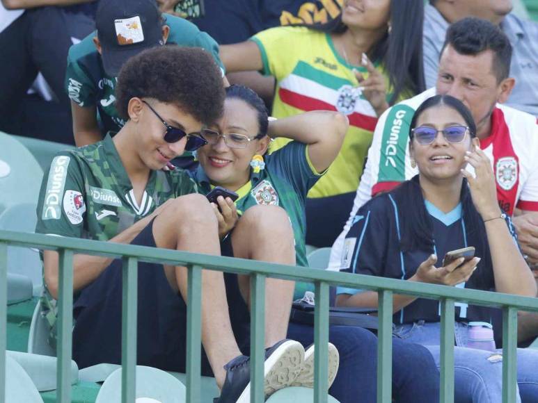 Así se vivió el ambiente de alegría en el Yankel Rossental para el encuentro de Marathón contra el Olimpia