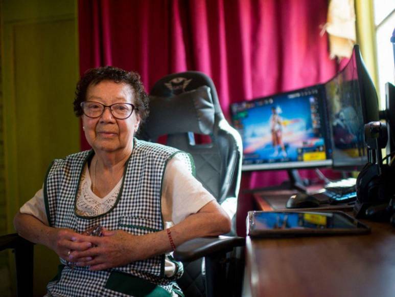 “Mami Nena”, gamer chilena de 81 años, experta en Free Fire