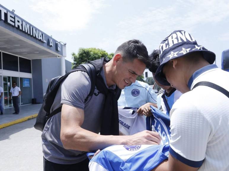 Afición recibe a Motagua tras eliminar al campeón Pachuca de la Champions de Concacaf