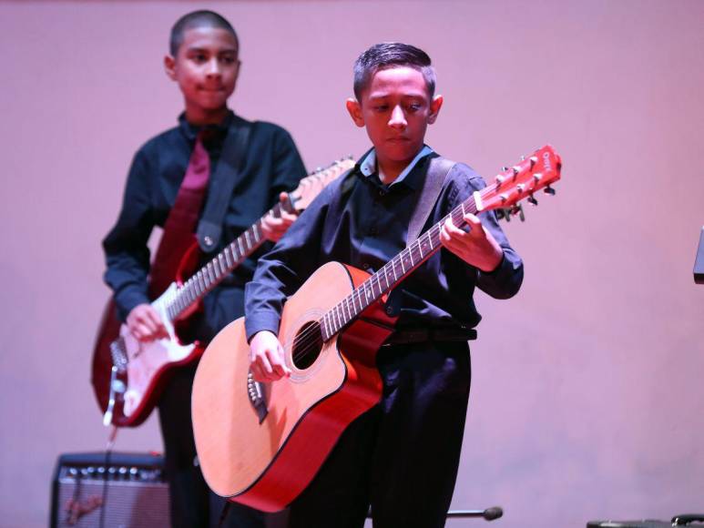 Niños artistas del Centro de Jubileo Internacional celebran su fe