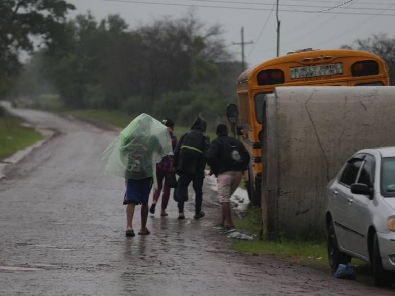 Lluvias de Pilar dejan desbordamiento en Río Goascorán en la zona sur