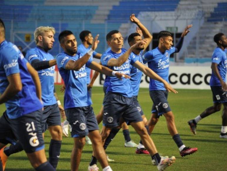 El caluroso ambiente para el Motagua vs Saprissa en Tegucigalpa