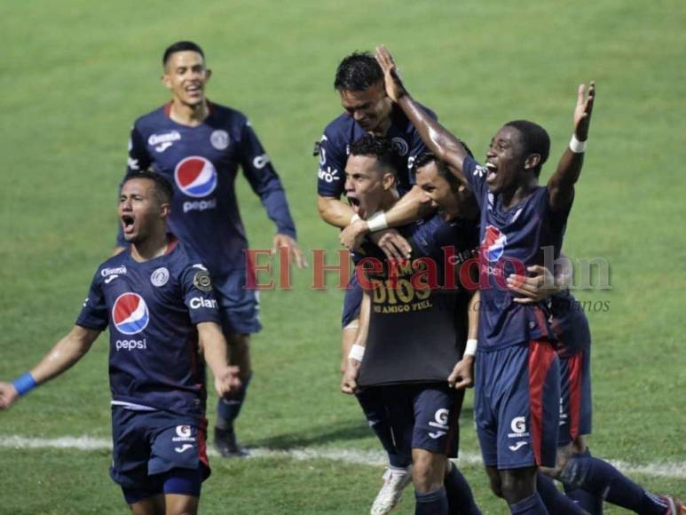 Locura azul, la decepción de Vargas y ambientazo: Las imágenes del Motagua-Real España