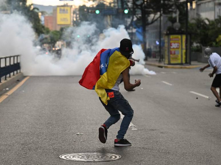 Las impactantes imágenes de las protestas en Venezuela tras reelección de Maduro