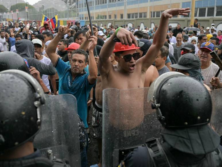 Las impactantes imágenes de las protestas en Venezuela tras reelección de Maduro