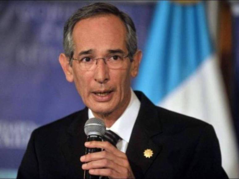 ¿Quién era Álvaro Colom y cómo fue su gestión en la presidencia de Guatemala?