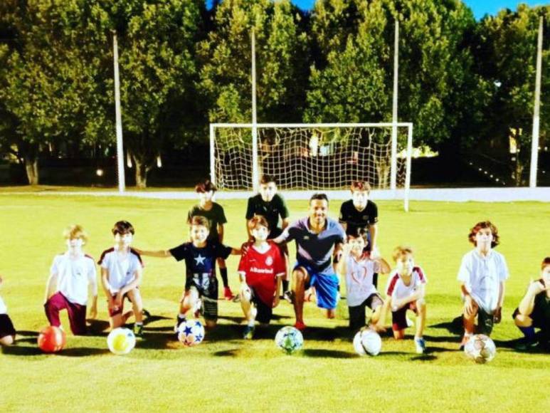 ¿Lo recuerdas? De goleador en Olimpia y Real España a emprendedor y director de academia de fútbol, así es la vida de Everaldo Ferreira