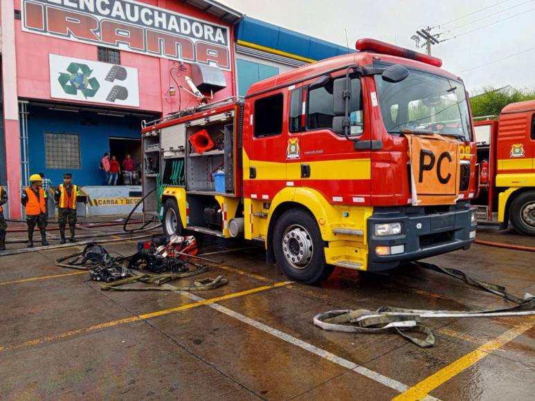 Así fueron las labores para apagar voraz incendio en El Hato