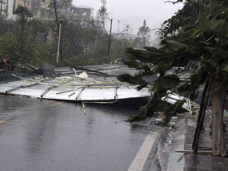 Tifón Yagi deja dos muertos y casi un centenar de heridos en el sur de China