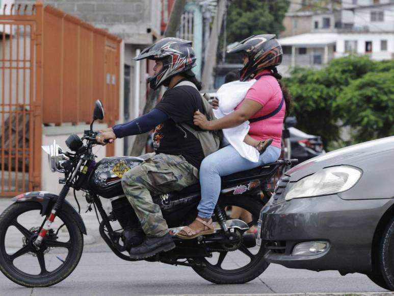 Prohibiciones y multas: normas de tránsito que todo motociclista debe saber en Honduras