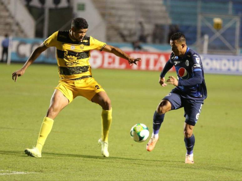 Fiesta azul en el “Chelato” Uclés: Así fue la goleada 4-1 de Motagua a Real España