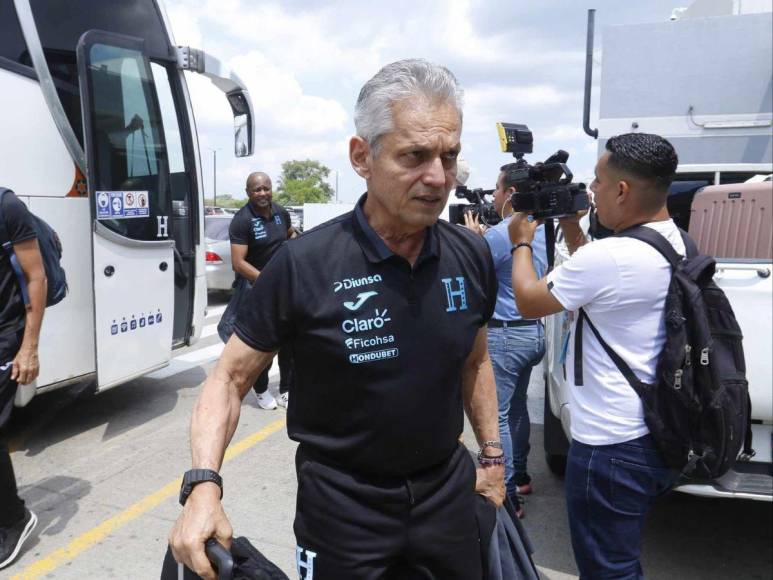 Así fue la salida de la Selección de Honduras hacia República Dominicana