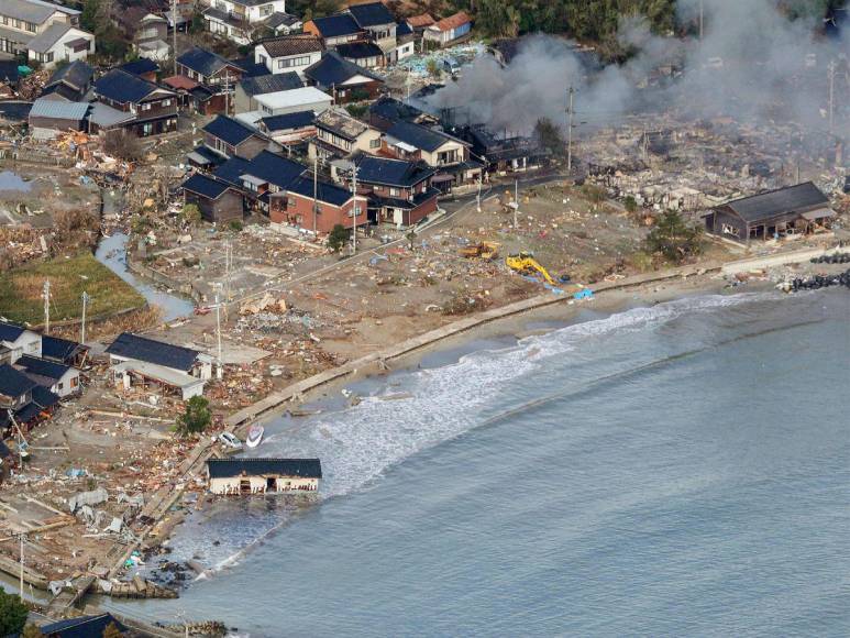 Imágenes del terremoto en Japón, que cobró la vida de al menos 55 personas