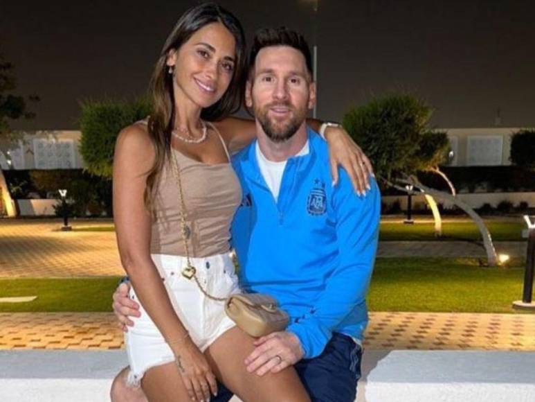 Antonela Roccuzzo y sus tres hijos, el apoyo e inspiración de Messi en la semifinal del Mundial de Qatar 2022