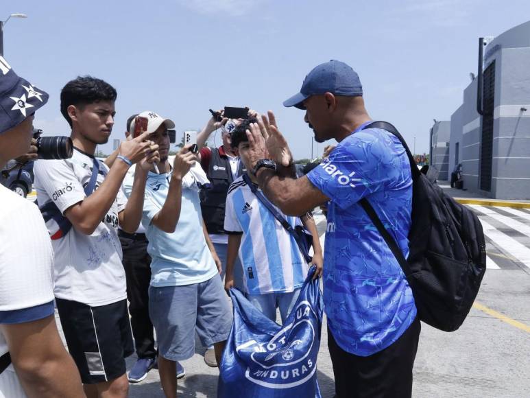 Afición recibe a Motagua tras eliminar al campeón Pachuca de la Champions de Concacaf