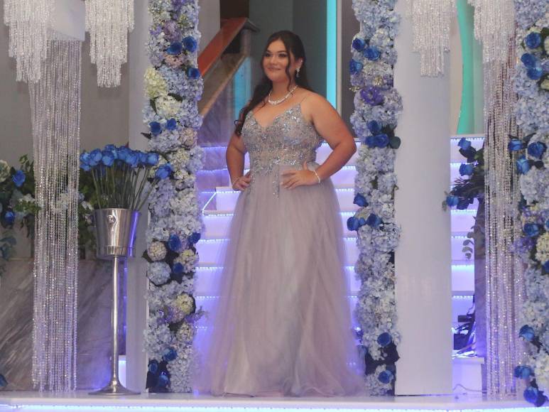 Así fue el desfile de la fiesta prom 2023 de Macris School