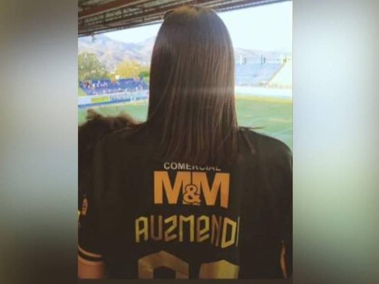 Así es la hermosa novia de Agustín Auzmendi, delantero del Motagua