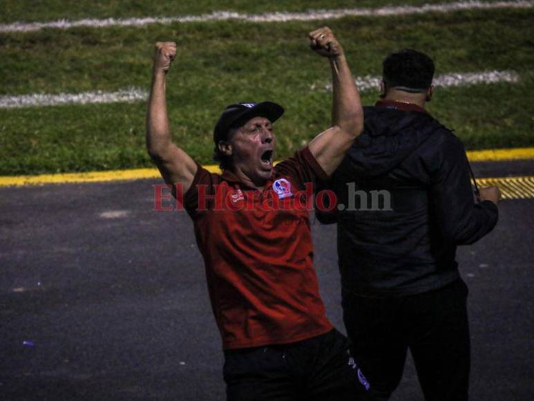 ¡Olimpista disfrútalo que es para vos! Señoras y señores: así fue la noche mágica que vivió el Rey de Copas (Fotos)