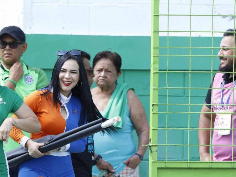 Así se vivió el ambiente de alegría en el Yankel Rossental para el encuentro de Marathón contra el Olimpia