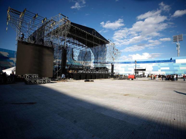 Ultiman detalles en el Estadio Nacional para concierto de Daddy Yankee en Tegucigalpa