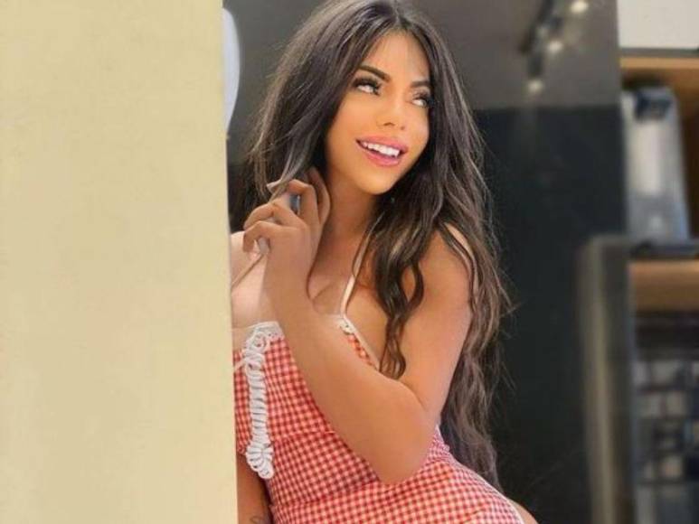 Así es Suzy Cortez, la Miss BumBum que asegura haber sido acosada por Piqué