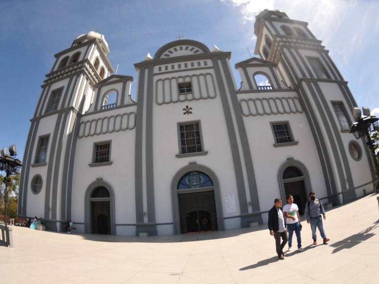 Basílica de Suyapa lista para recibir a los fieles en el 277 aniversario de la Virgen