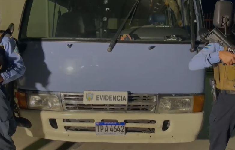 Capturan a dos transportistas que extorsionaban para la pandilla 18 en la capital