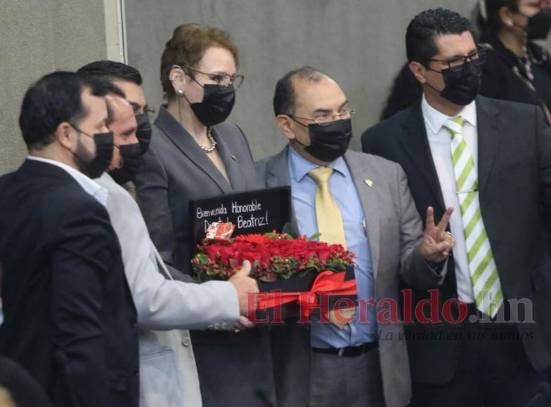 Bienvenida a Beatriz Valle, piden eliminar impuesto a combustibles y bioseguridad: Lo que dejó la reactivación de sesiones legislativas