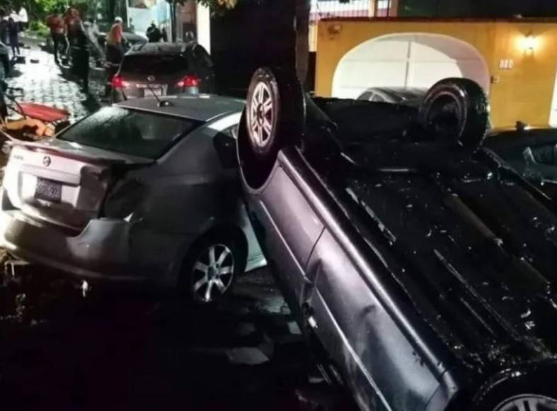 Socavones, carros destrozados y el agua hasta el cuello: Los daños de Bonnie en El Salvador