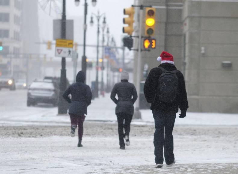 Al menos 17 personas han muerto en tormenta invernal que azota Estados Unidos