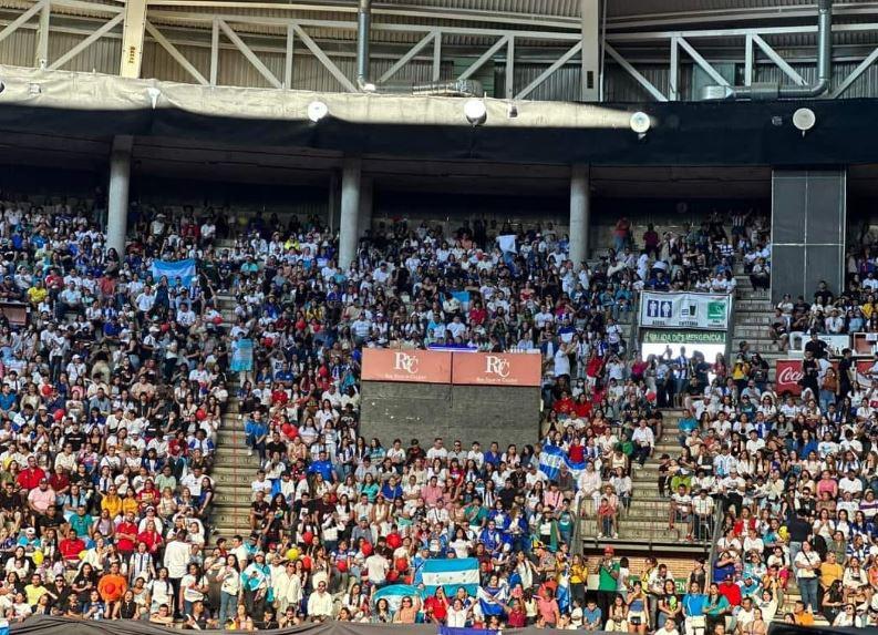 Hondureños en el exterior también celebran aniversario de la Patria