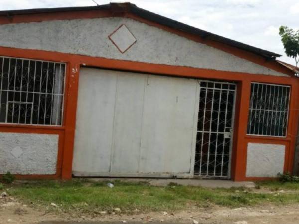 En el interior de esta vivienda fue encontrada la pareja en la colonia Cerrito Lindo del sector Rivera Hernández. Foto: Red Informativa.