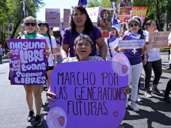 Día Internacional de la Mujer: inmensas movilizaciones se registran en el mundo