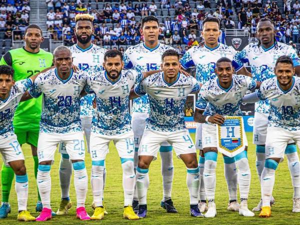 A menos de una semana del inicio de la Copa Oro 2023, la Selección de Honduras llega al torneo regional en un mar de dudas y con una fuerte polémica a lo interno. Las lesiones, escándalos entre futbolistas y los señalamientos hacia directivos han estado a la orden del día en la concentración de la H en Estados Unidos.