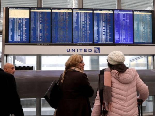 Una poderosa tormenta invernal es esperada el fin de semana en gran parte de Estados Unidos, amenazando con crear el caos justo cuando decenas de millones de estadounidenses viajan para las fiestas de fin de año. Aquí los detalles.