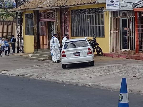 David Alexander Izcoa Jiménez recibió una llamada para realizar una carrera por lo que se desplazó hasta el bulevar Morazán y ahí los presuntos clientes resultaron ser asaltantes. Estos son los datos del crimen del taxista VIP ocurrido en la capital de Honduras.