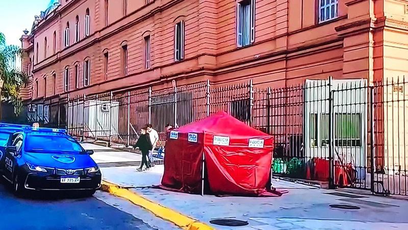 Conmoción en Argentina por muerte de una bebé sin hogar que dormía frente a la Casa Rosada