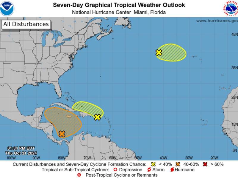 El Centro Nacional de Huracanes monitorea la formación del sistema de baja presión en el Caribe al suroeste de Nicaragua y una vaguada de baja presión cerca de Puerto Rico.