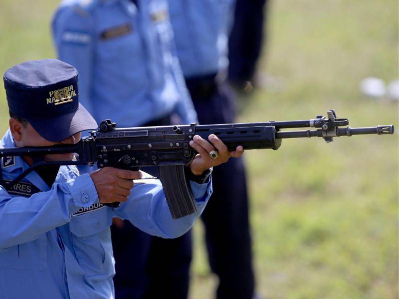 La depuración en la Policía deben ser constante, así como las pruebas de confianza, dijeron expertos consultados por EL HERALDO.